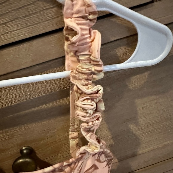 Agua Bendita x Target Romantic Floral Print Size M worn 1x - Picture 3 of 6